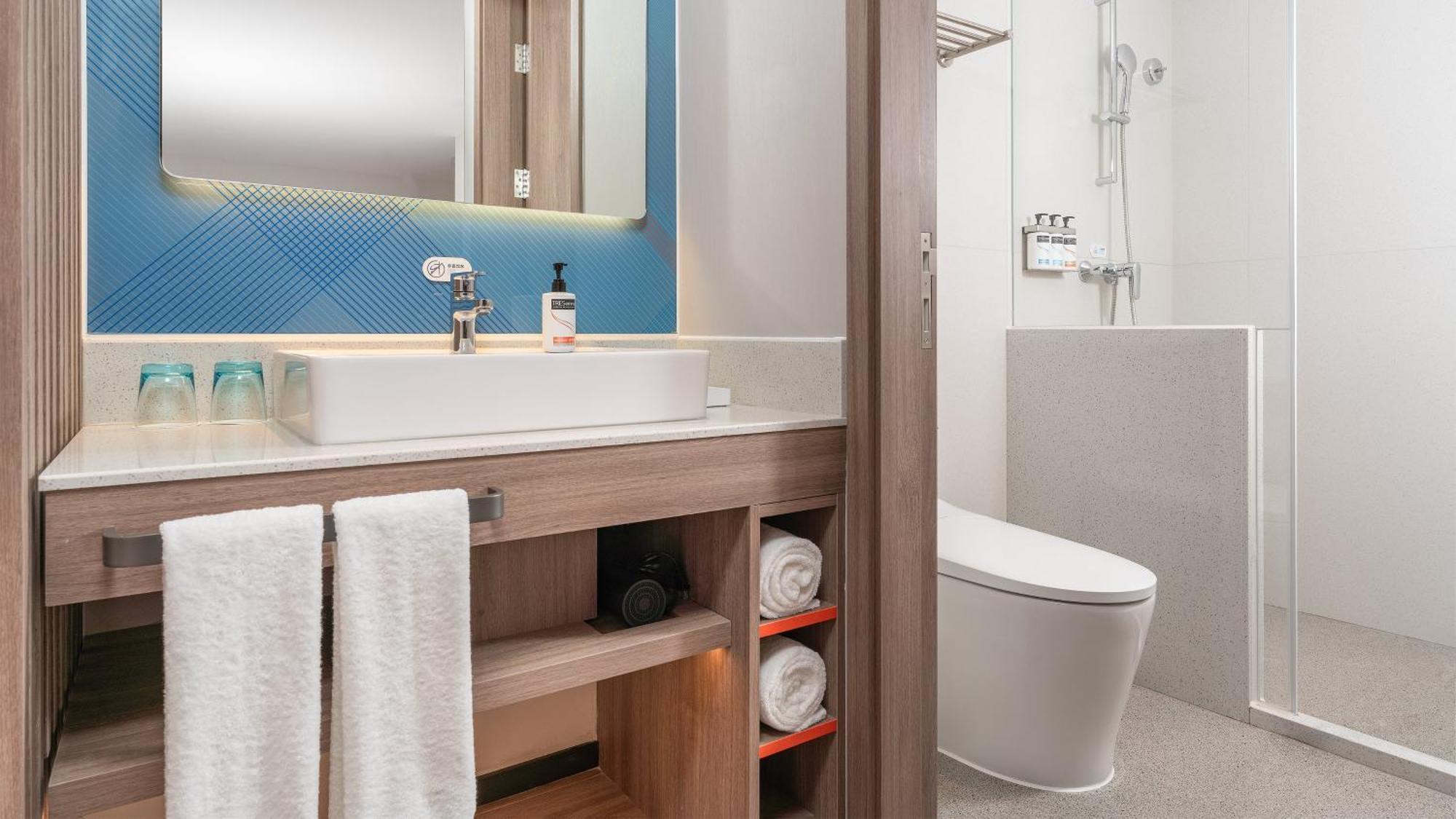 Holiday Inn Express Qingdao Shibei By Ihg Luaran gambar